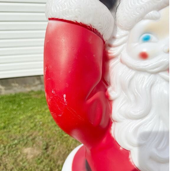 Empire Vintage Dancing Santa Blow Mold Waving with Light 40"- Bottom Cracked - Picture 3 of 15